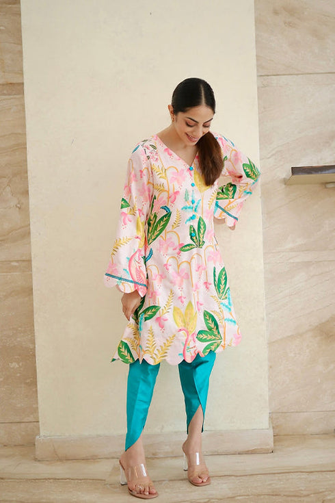 Noori Pink Floral Pakistani Kurta Set